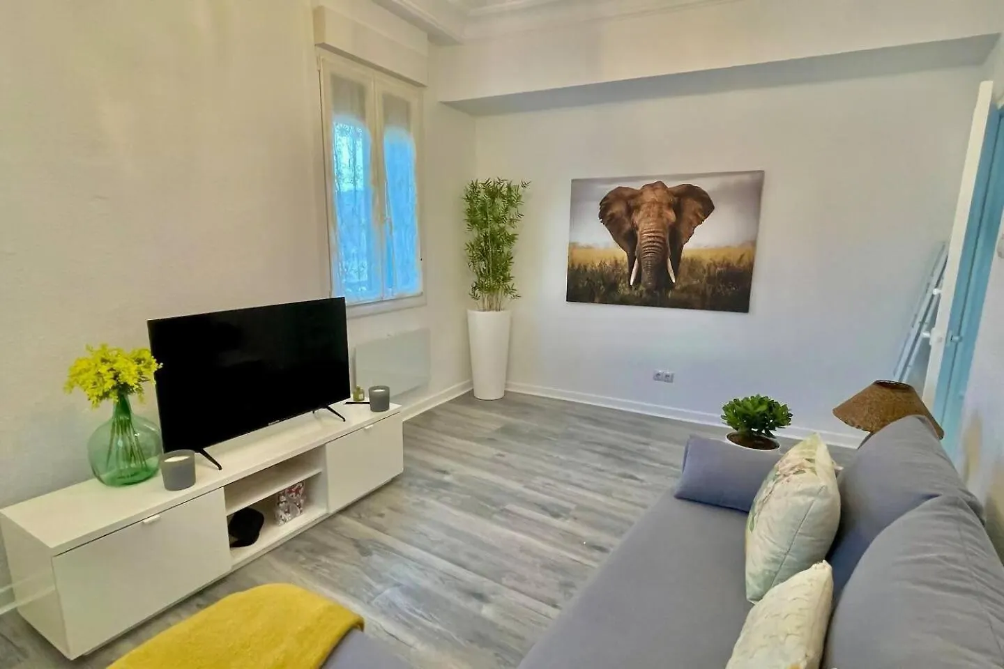 Apartment Kai Bilbao Apto Junto A La Ria Spain